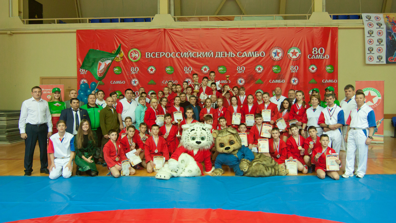 Федерации спорта республики татарстан. Самбо Зеленодольск. Самбо Татарстан. Федерация самбо Республики Татарстан. Самбо в Зеленодольске Тойчубаев.