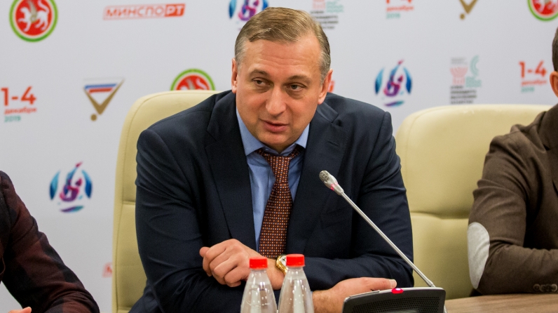Министр спорта республики татарстан. Власенко Алексей Викторович. Власенко Алексей Мантуров. Власенко Алексей Андреевич. Алексей Власенко спорт.