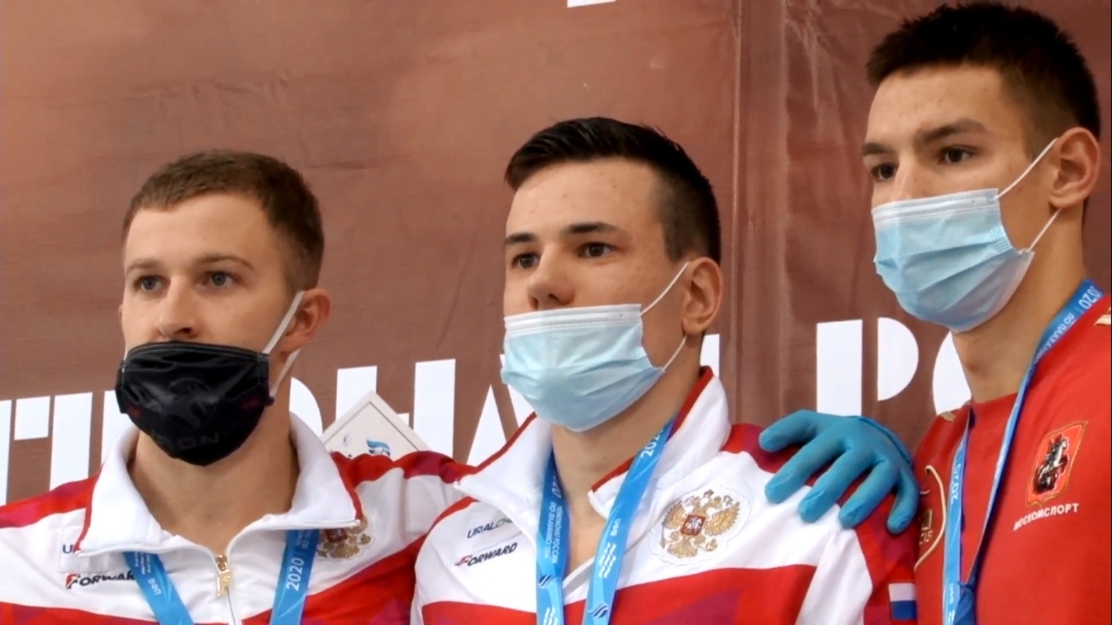 Спортсмены омска. Мартин Малютин плавание Омск. Мартин Малютин олимпиада Токио. Олимпийские чемпионы 2021. Омский пловец Мартин Малютин на Олимпийских играх.