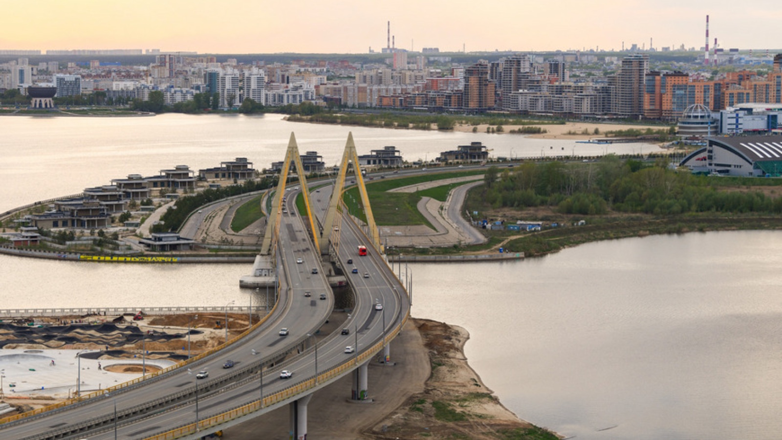 Мост Миллениум Казань сверху