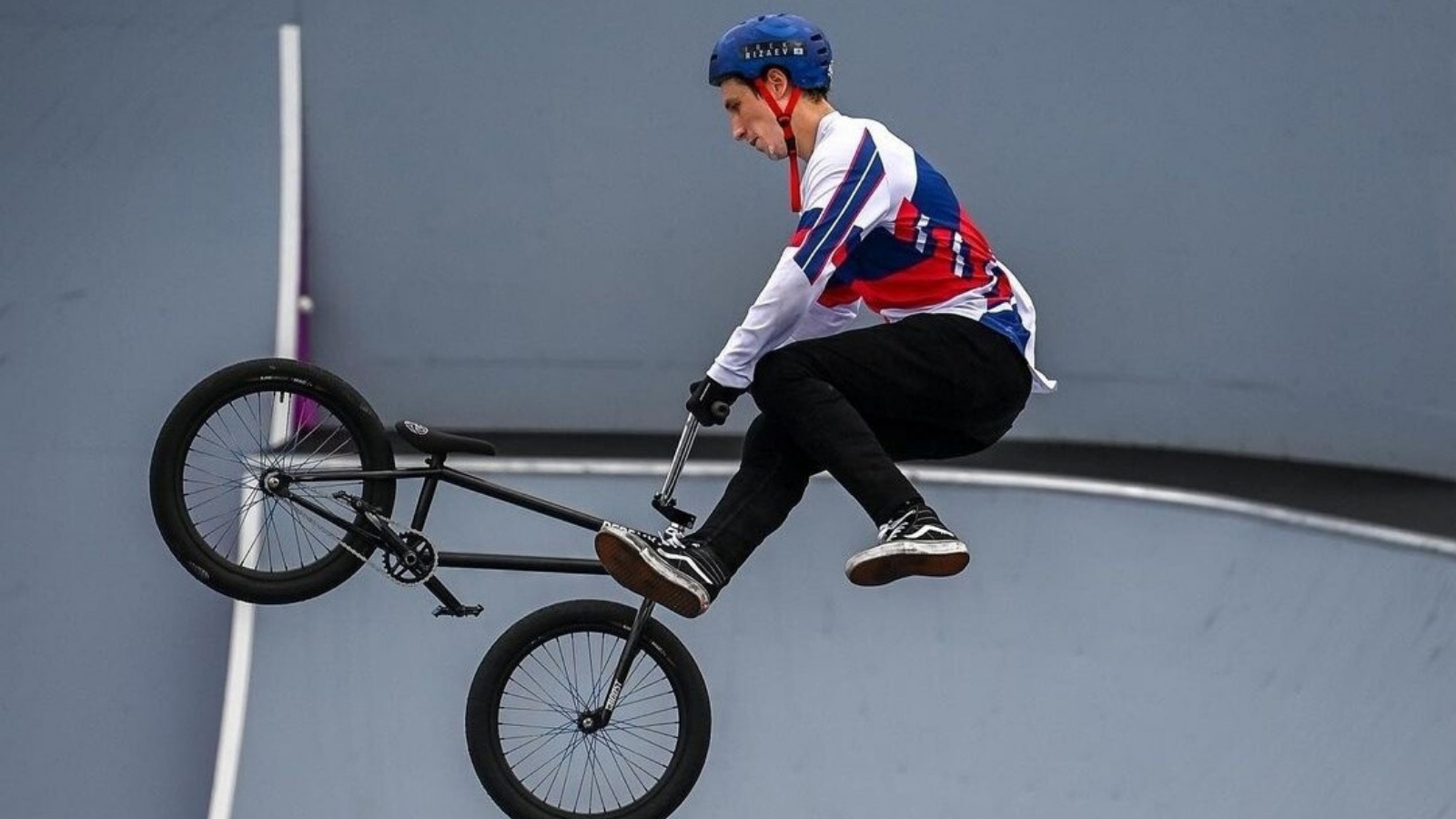 Bmx фристайл это. Ирек Ризаев BMX. Ирек Ризаев Велоспорт. Бмх Ирека Ризаева.